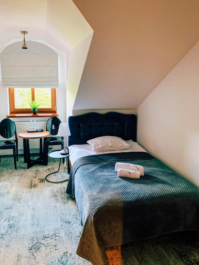 프샤스니시 Dwor Karwacz B&B 외부 사진